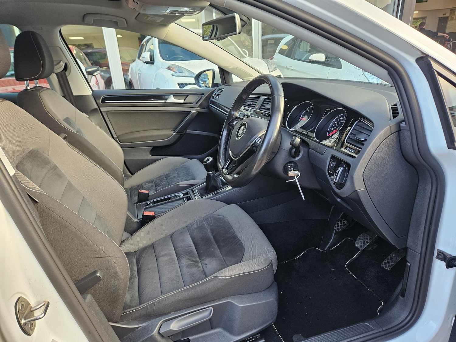 Used Volkswagen Golf 2016 for sale - 76510874: Photo 13