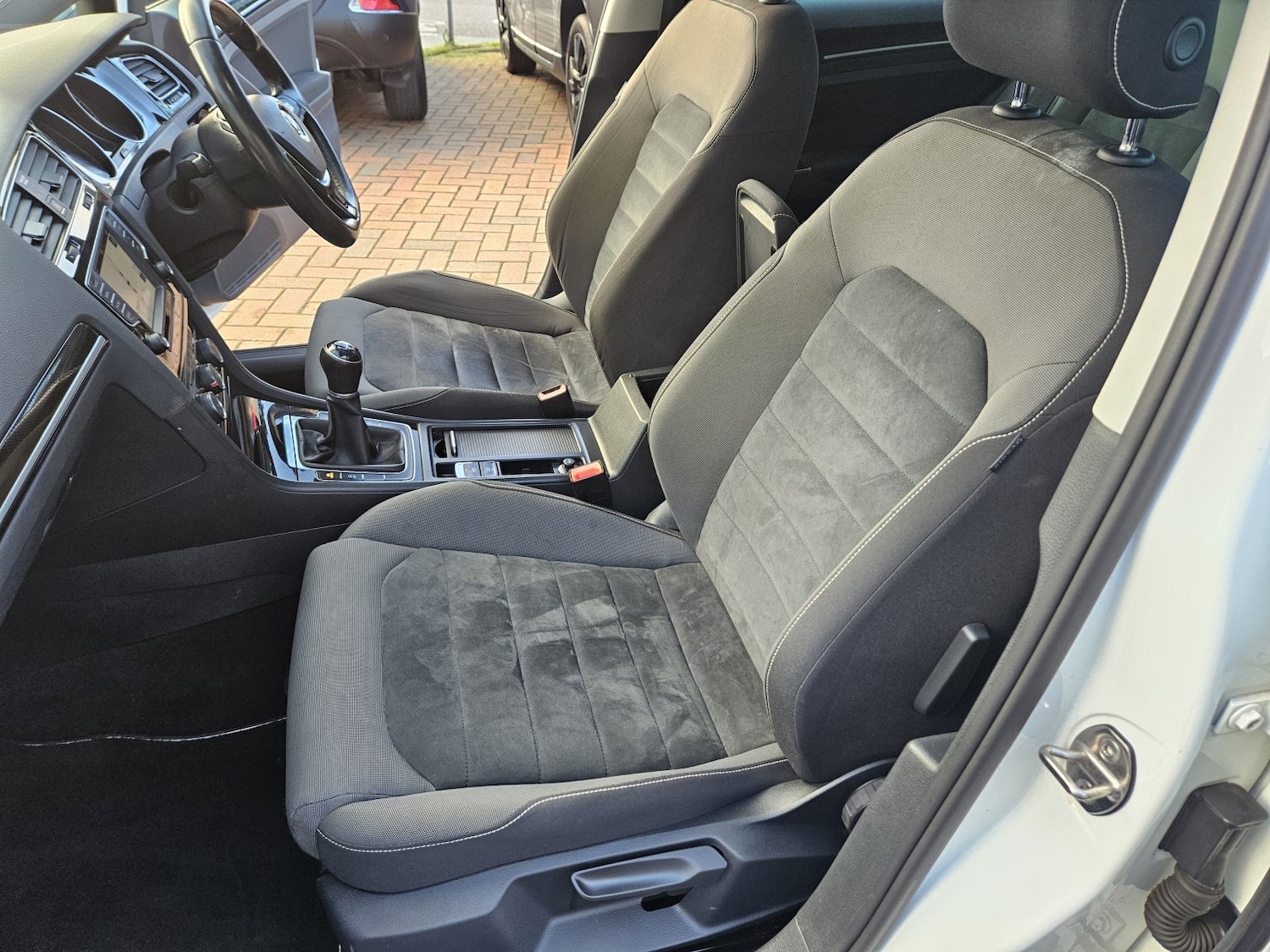 Used Volkswagen Golf 2016 for sale - 76510874: Photo 21