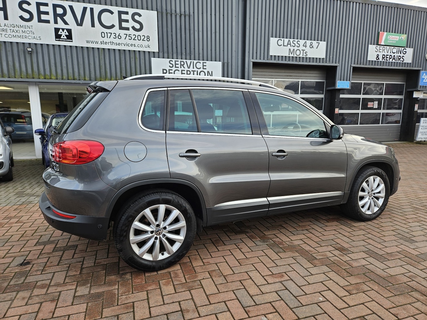 Used Volkswagen Tiguan 2014 for sale - 76935342: Photo 12