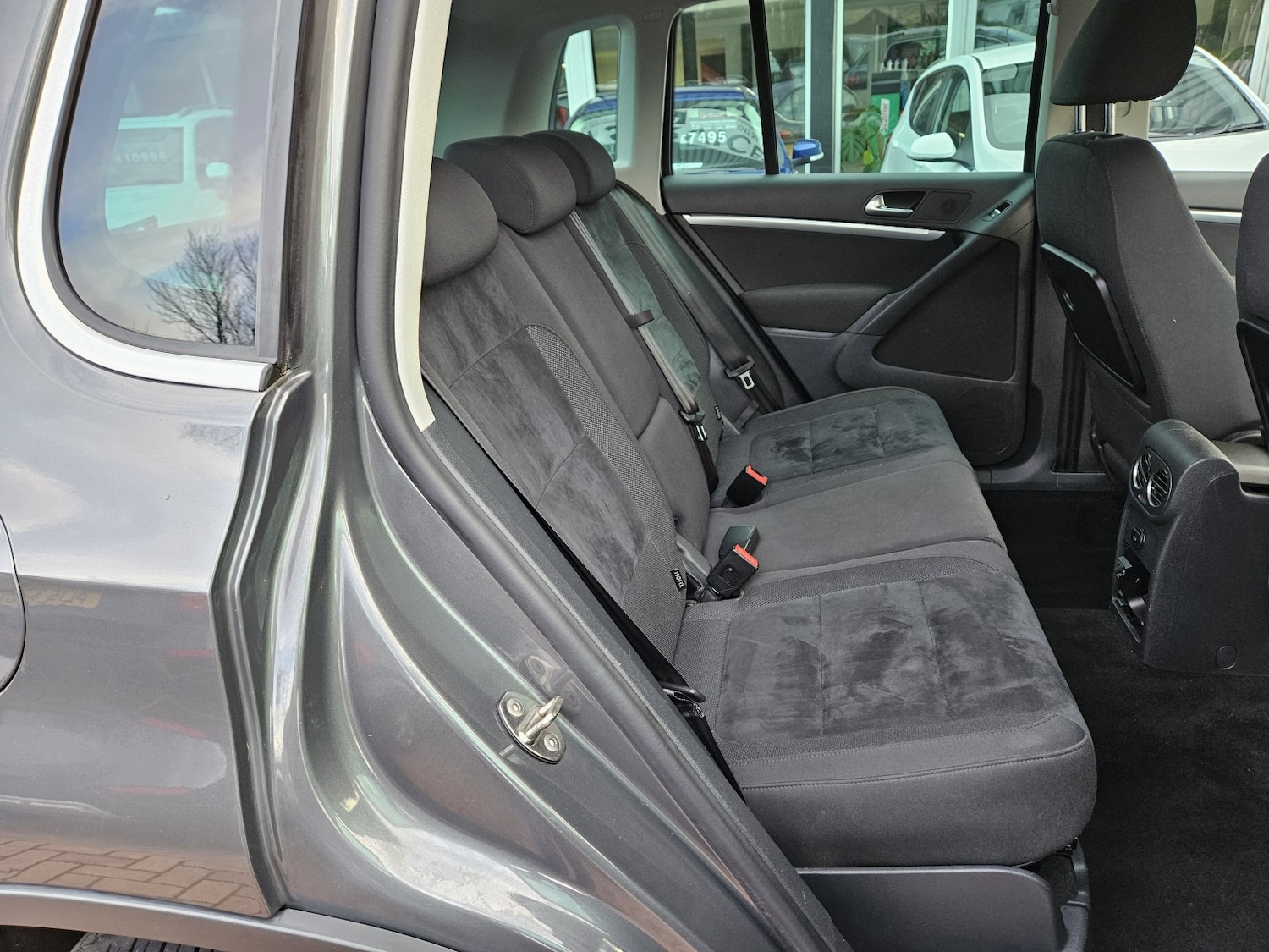 Used Volkswagen Tiguan 2014 for sale - 76935342: Photo 13