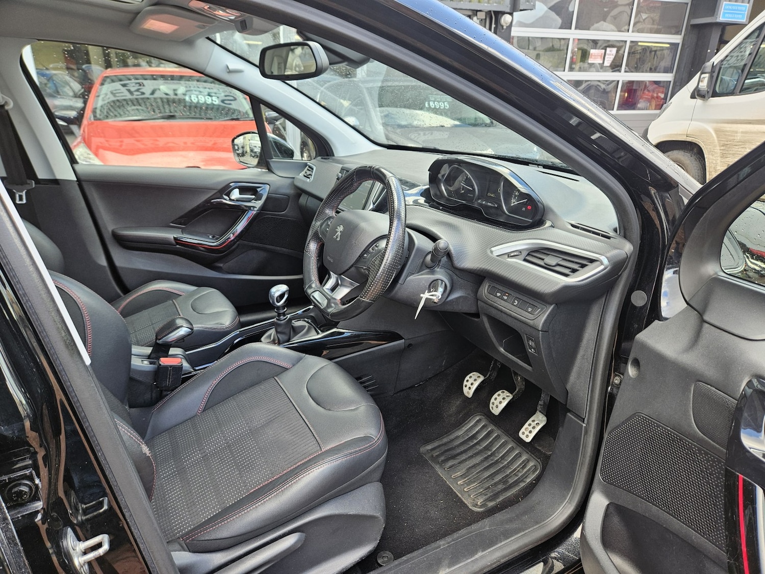 Used Peugeot 2008 2018 for sale - 76643300: Photo 15