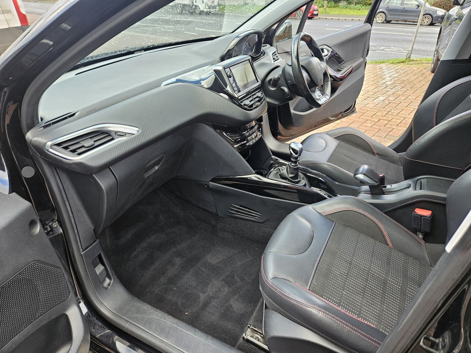 Used Peugeot 2008 2018 for sale - 76643300: Photo 24