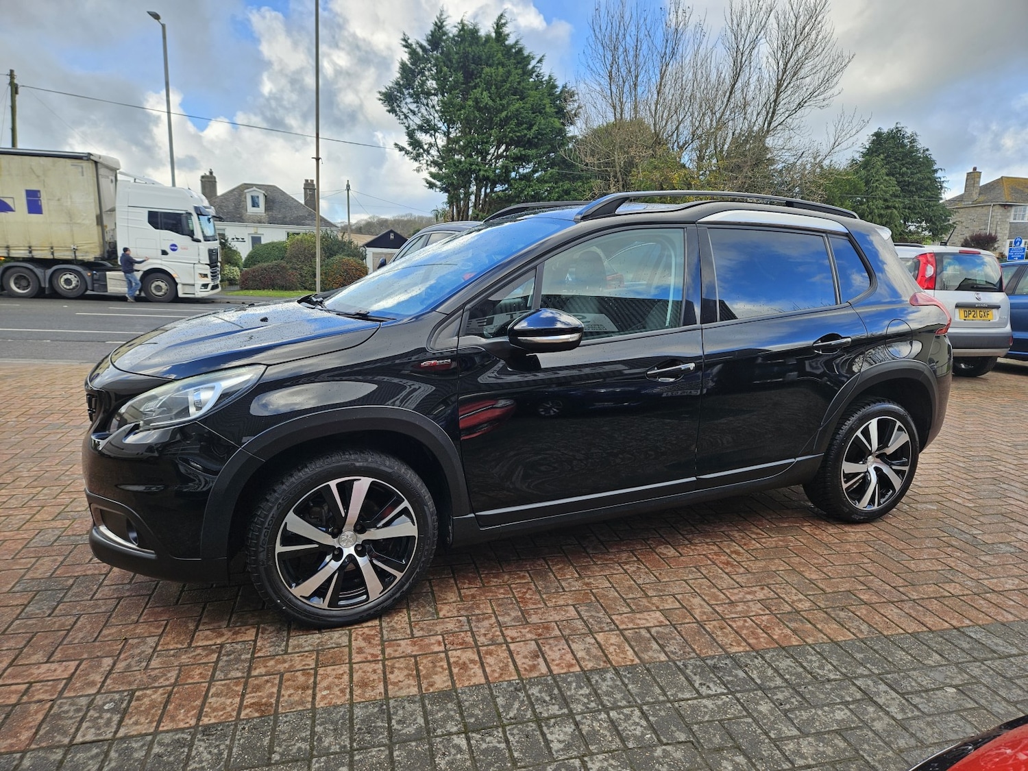Used Peugeot 2008 2018 for sale - 76643300: Photo 7
