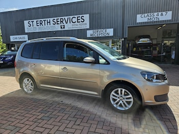 Used Volkswagen Touran 2014 for sale - 79575566: Photo