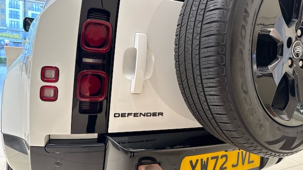 Used Land Rover Defender 2022 for sale - 75505589: Photo 19
