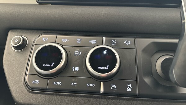 Used Land Rover Defender 2022 for sale - 75505589: Photo 23