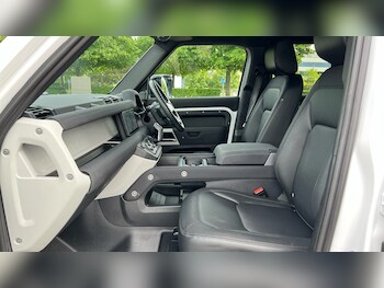 Used Land Rover Defender 2022 for sale - 75505589: Photo