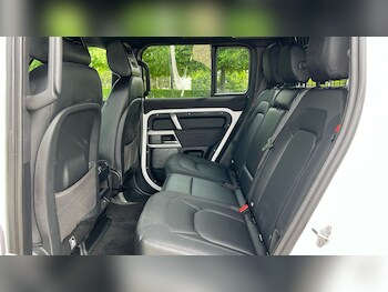 Used Land Rover Defender 2022 for sale - 75505589: Photo