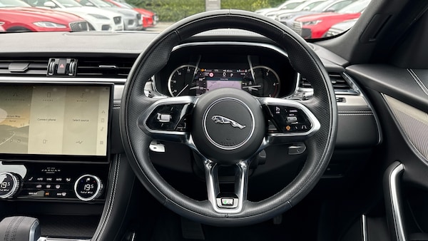 Used Jaguar F-Pace 2021 for sale - 76324883: Photo 15