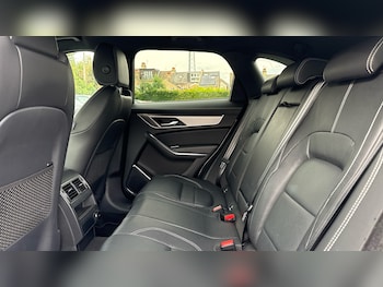Used Jaguar F-Pace 2021 for sale - 76324883: Photo 4