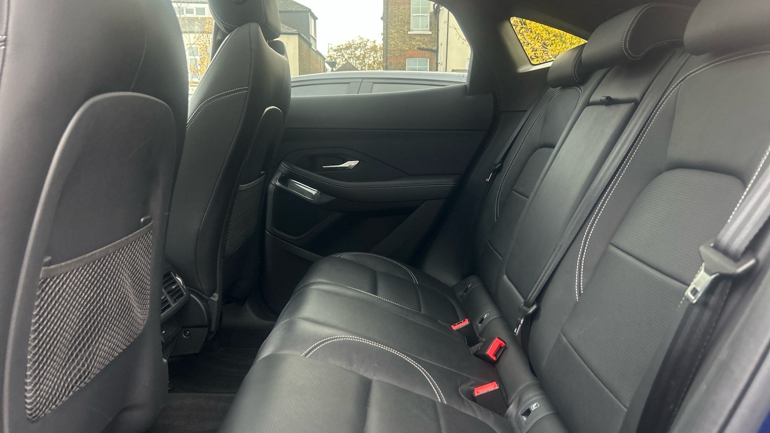 Used Jaguar E-Pace 2021 for sale - 76430684: Photo 4