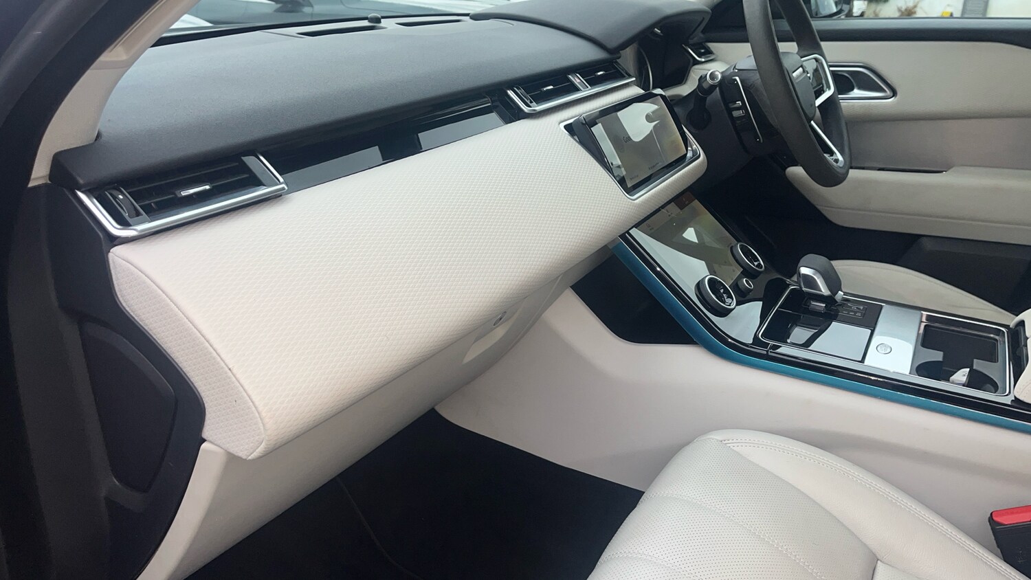 Used Land Rover Range Rover Velar 2022 for sale - 76357498: Photo 22