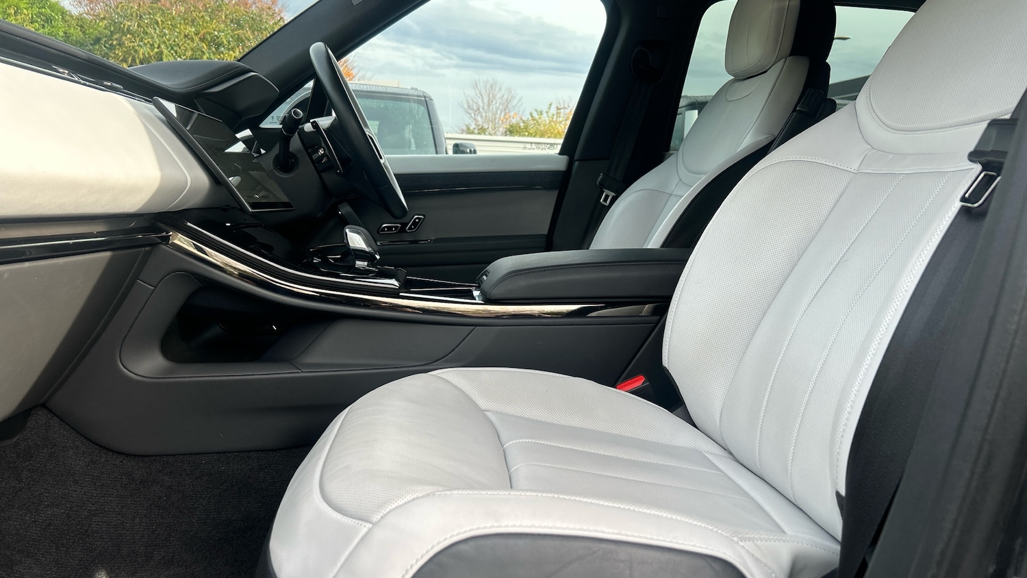 Used Land Rover Range Rover Sport for sale - 77735582: Photo 3