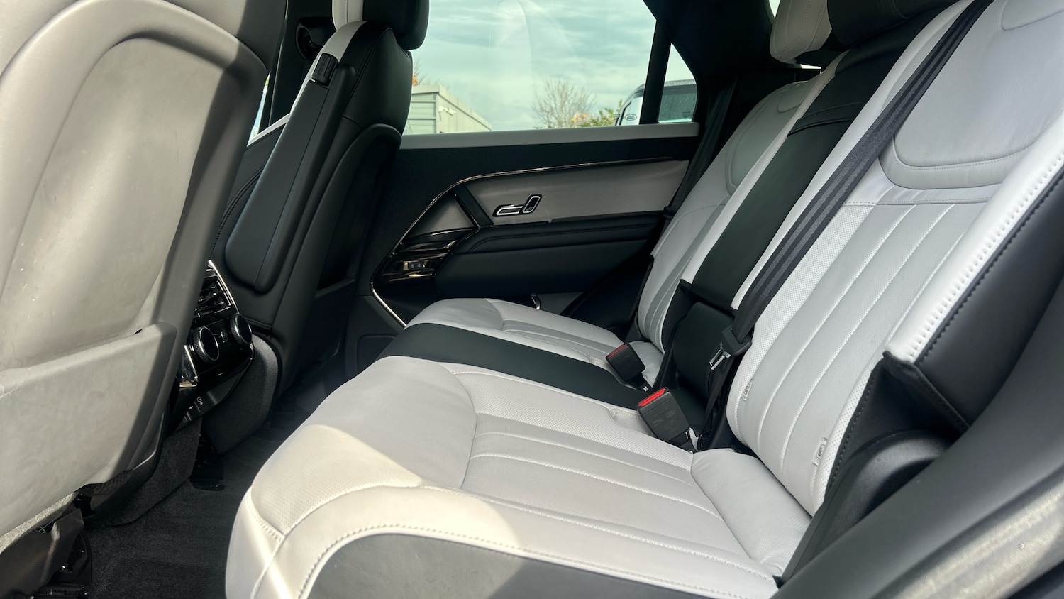 Used Land Rover Range Rover Sport for sale - 77735582: Photo 4