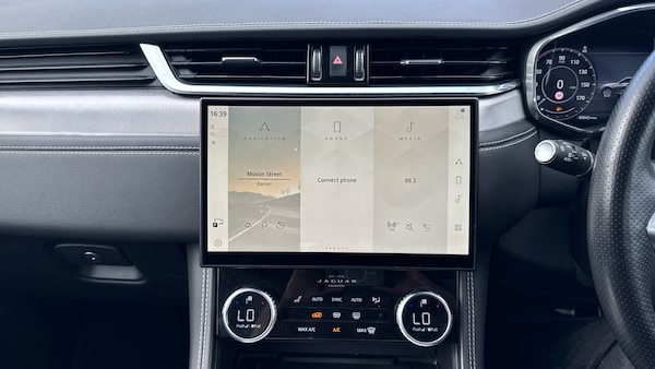 Used Jaguar F-Pace 2022 for sale - 76324961: Photo 14