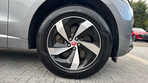 Used Jaguar F-Pace 2022 for sale - 76324961: Photo 8