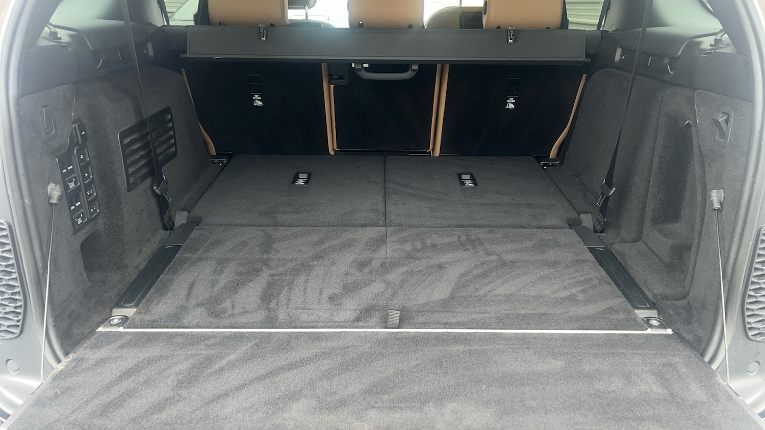 Used Land Rover Discovery 2023 for sale - 76605496: Photo 10