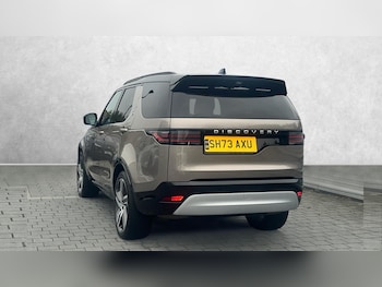 Used Land Rover Discovery 2023 for sale - 76605496: Photo