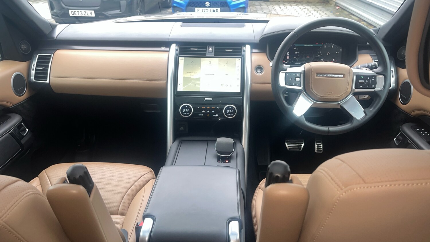 Used Land Rover Discovery 2023 for sale - 76605496: Photo 9