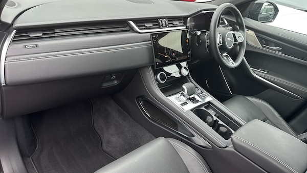 Used Jaguar F-Pace 2024 for sale - 76324967: Photo 23