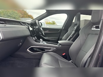 Used Jaguar F-Pace 2024 for sale - 76324967: Photo 3