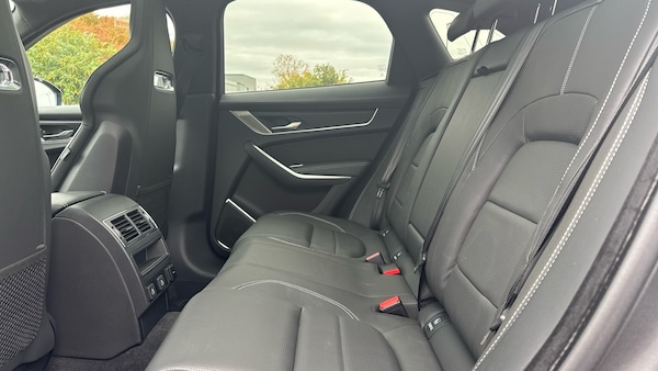 Used Jaguar F-Pace 2024 for sale - 76324967: Photo 4