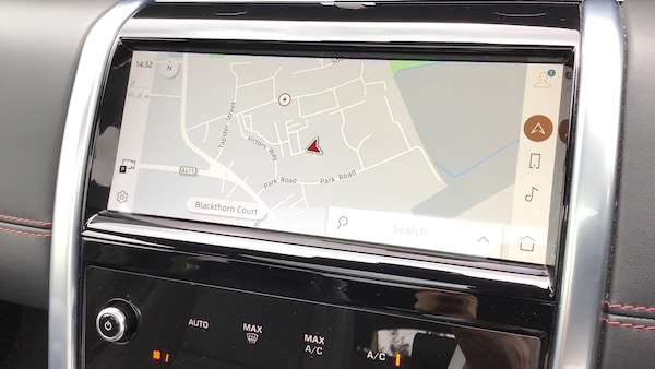 Used Land Rover Discovery Sport 2022 for sale - 76257928: Photo 11