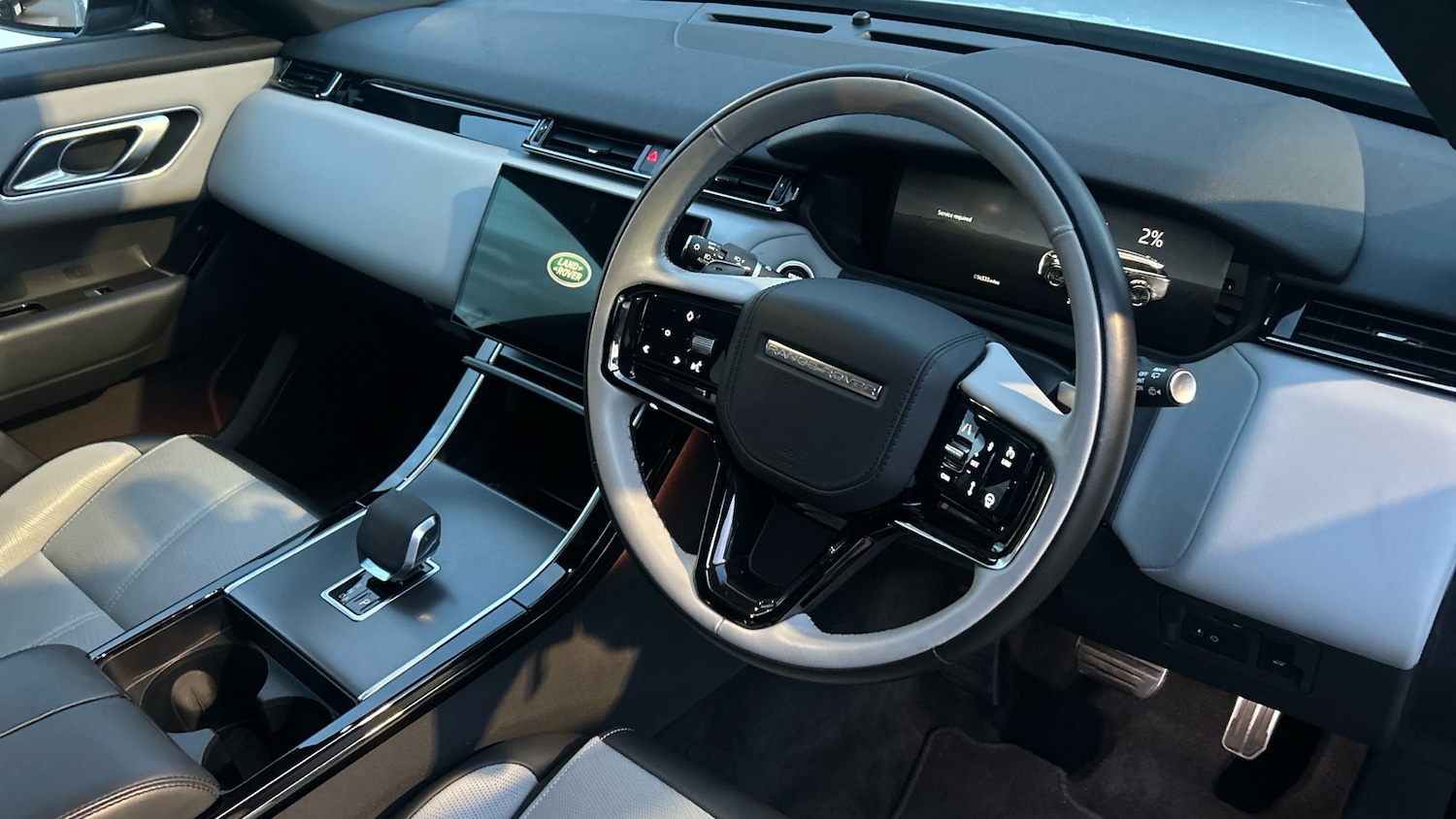 Used Land Rover Range Rover Velar 2024 for sale - 77264324: Photo 21