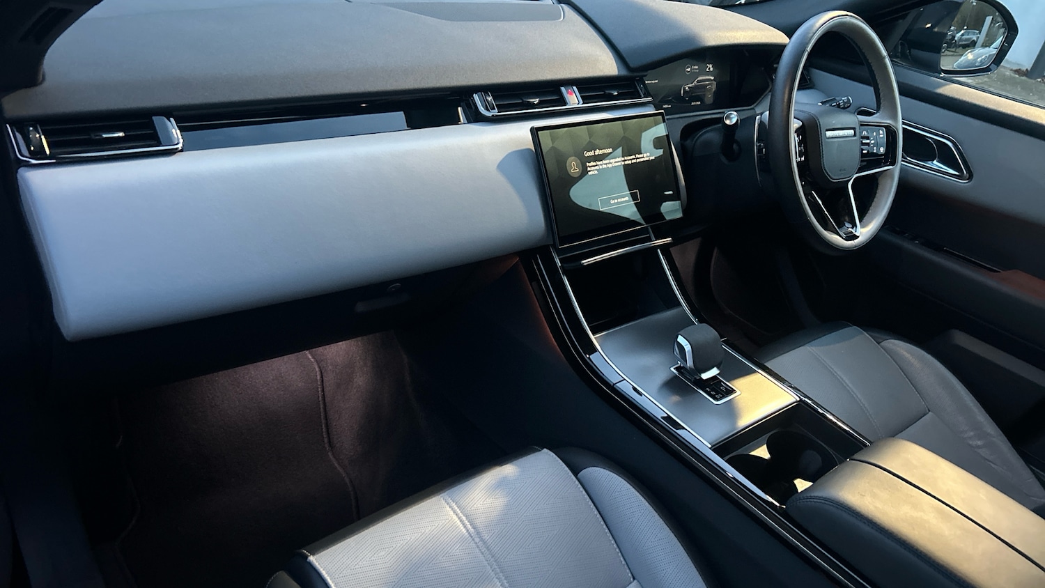 Used Land Rover Range Rover Velar 2024 for sale - 77264324: Photo 22