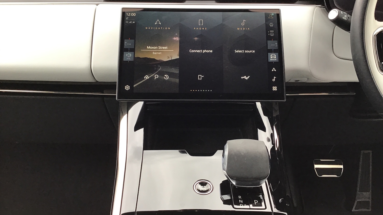 Used Land Rover Range Rover Sport 2023 for sale - 76482809: Photo 14