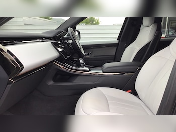 Used Land Rover Range Rover Sport 2023 for sale - 76482809: Photo