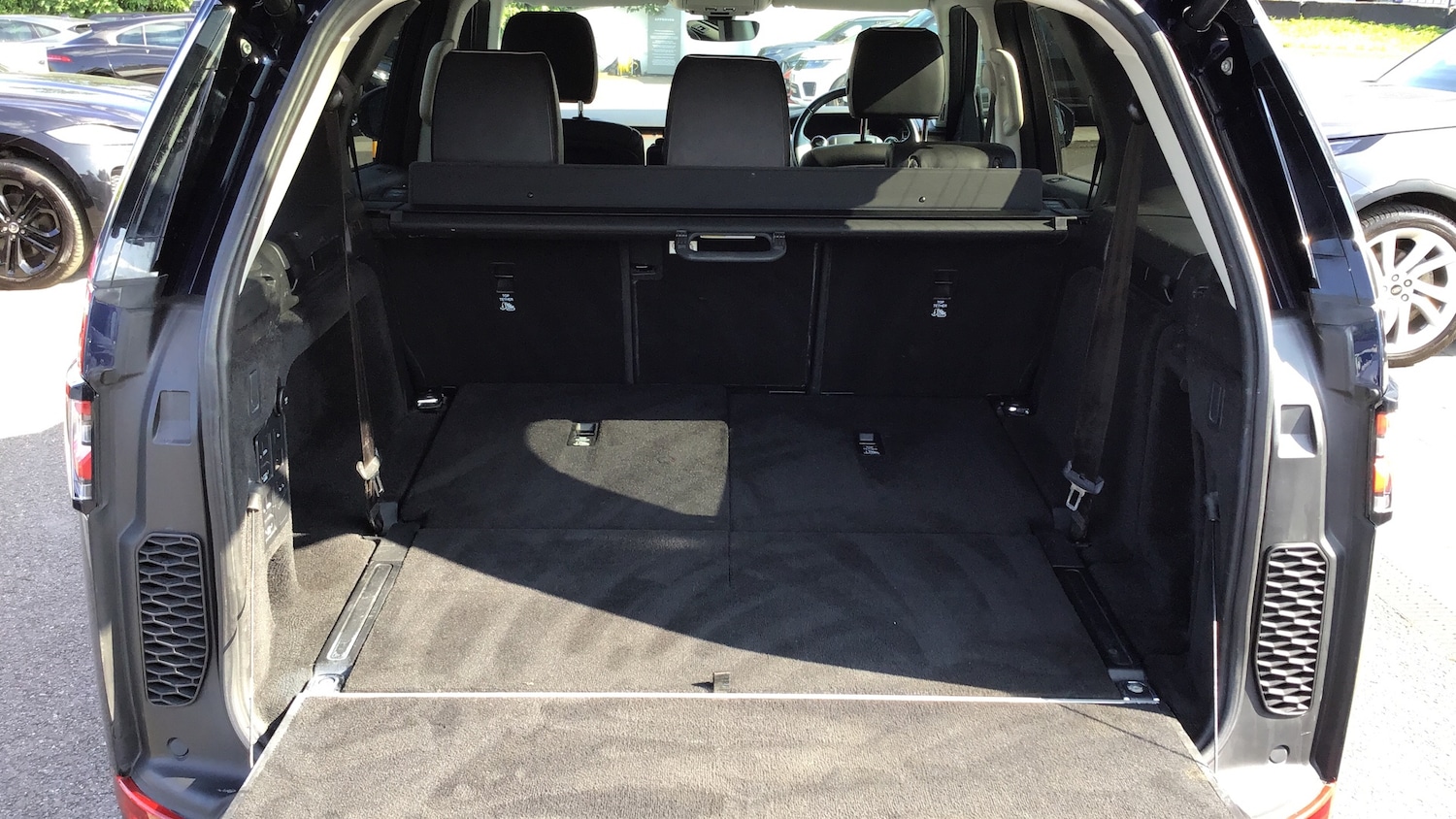 Used Land Rover Discovery 2019 for sale - 77118367: Photo 10