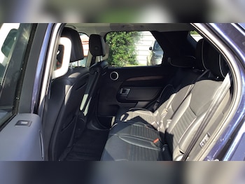 Used Land Rover Discovery 2019 for sale - 77118367: Photo