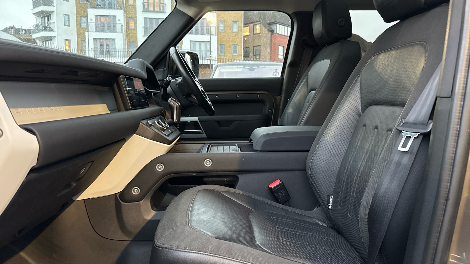 Used Land Rover Defender 2020 for sale - 77028177: Photo 3