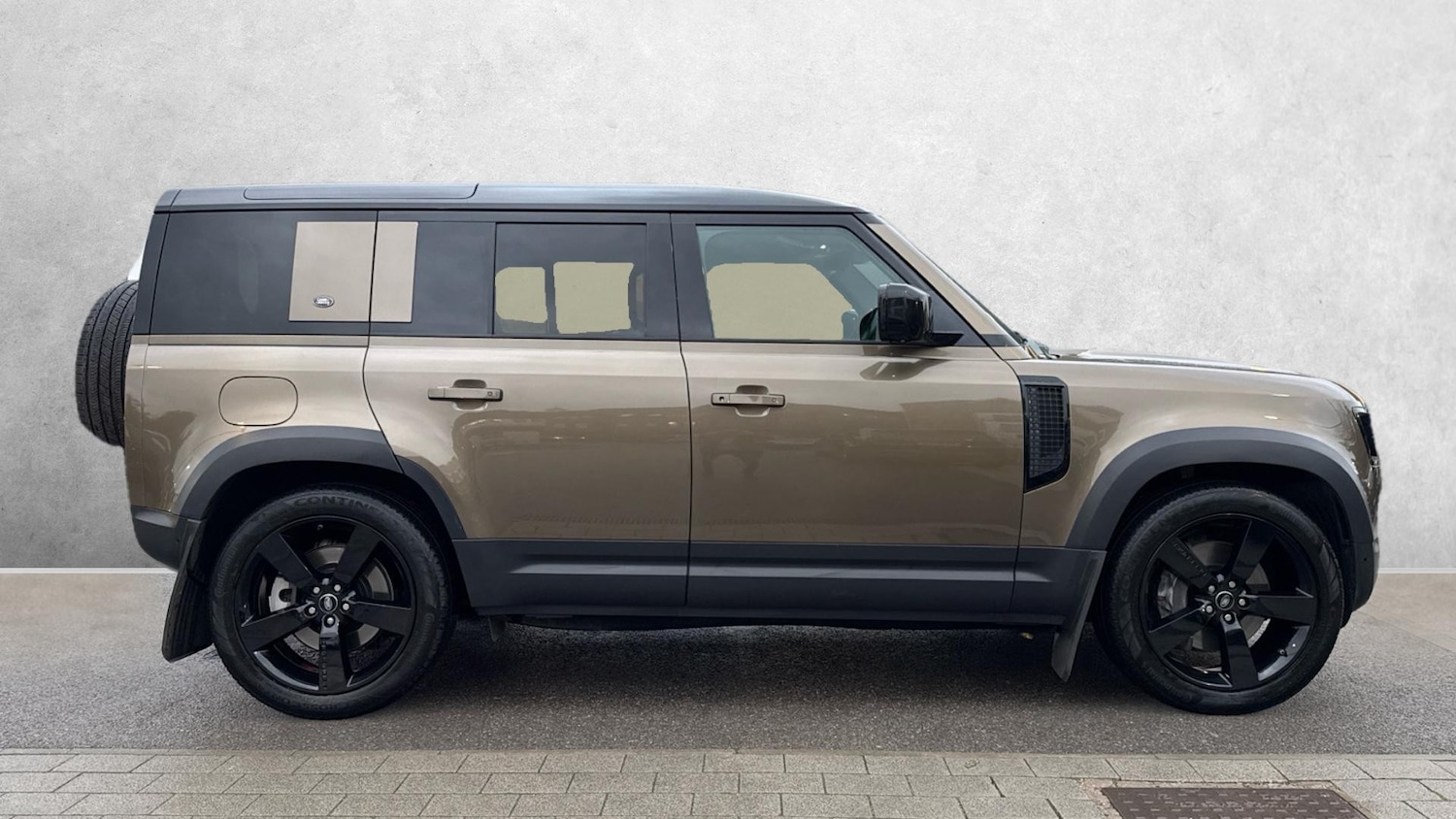 Used Land Rover Defender 2020 for sale - 77028177: Photo 5