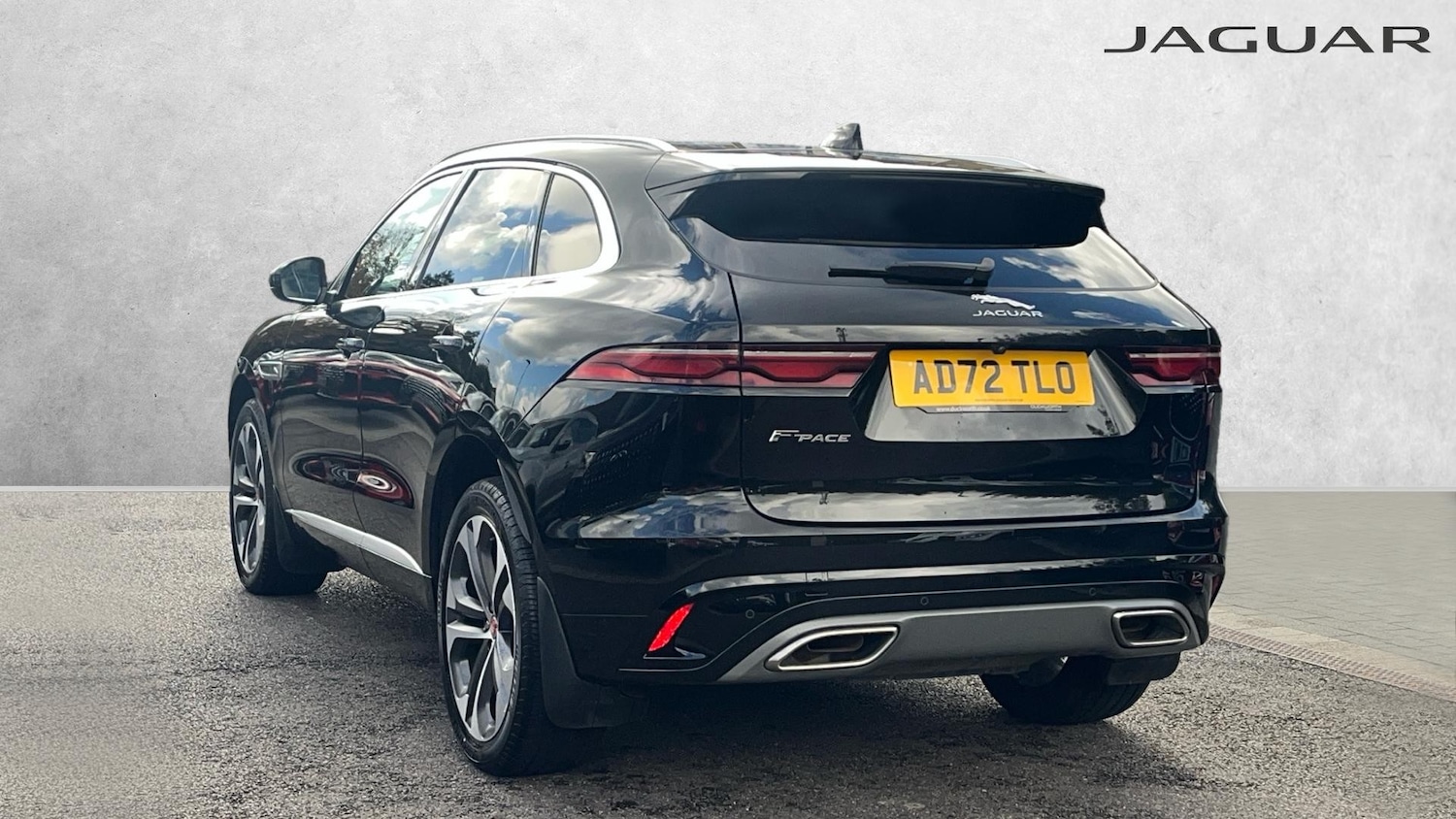 Used Jaguar F-Pace 2022 for sale - 76334924: Photo 2
