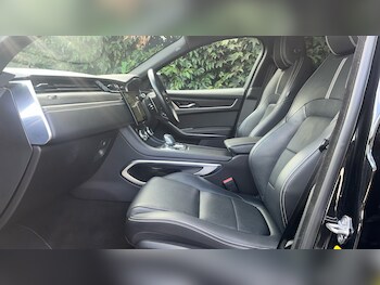 Used Jaguar F-Pace 2022 for sale - 76334904: Photo