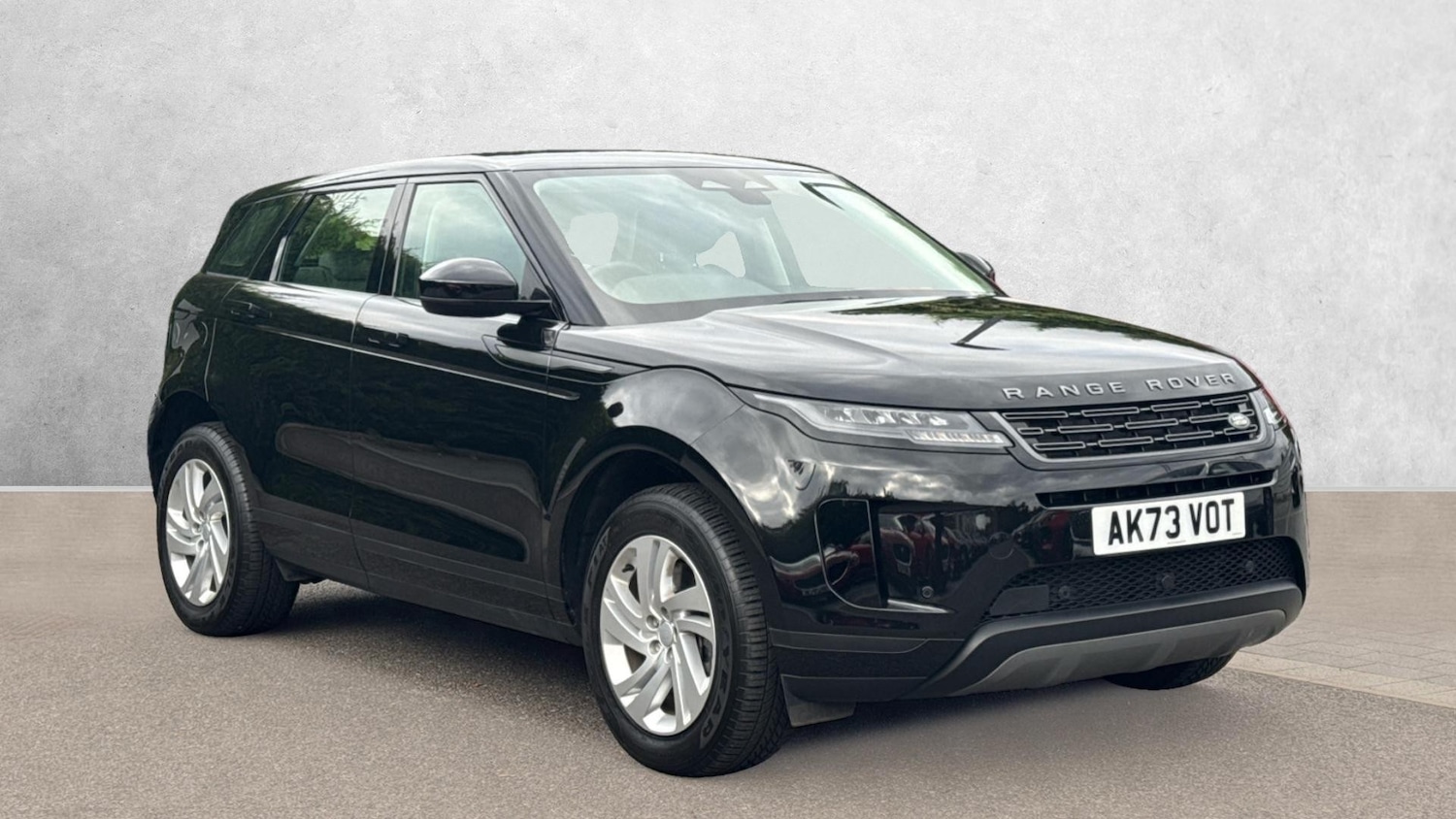 Used Land Rover Range Rover Evoque 2023 for sale - 76082124: Photo 1