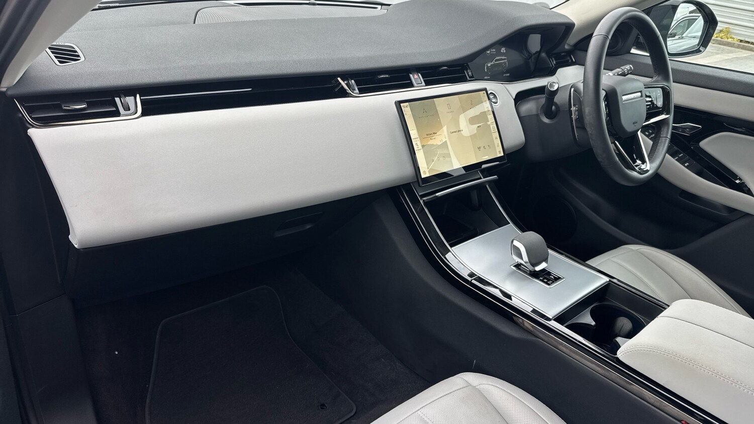 Used Land Rover Range Rover Evoque 2023 for sale - 76082124: Photo 22