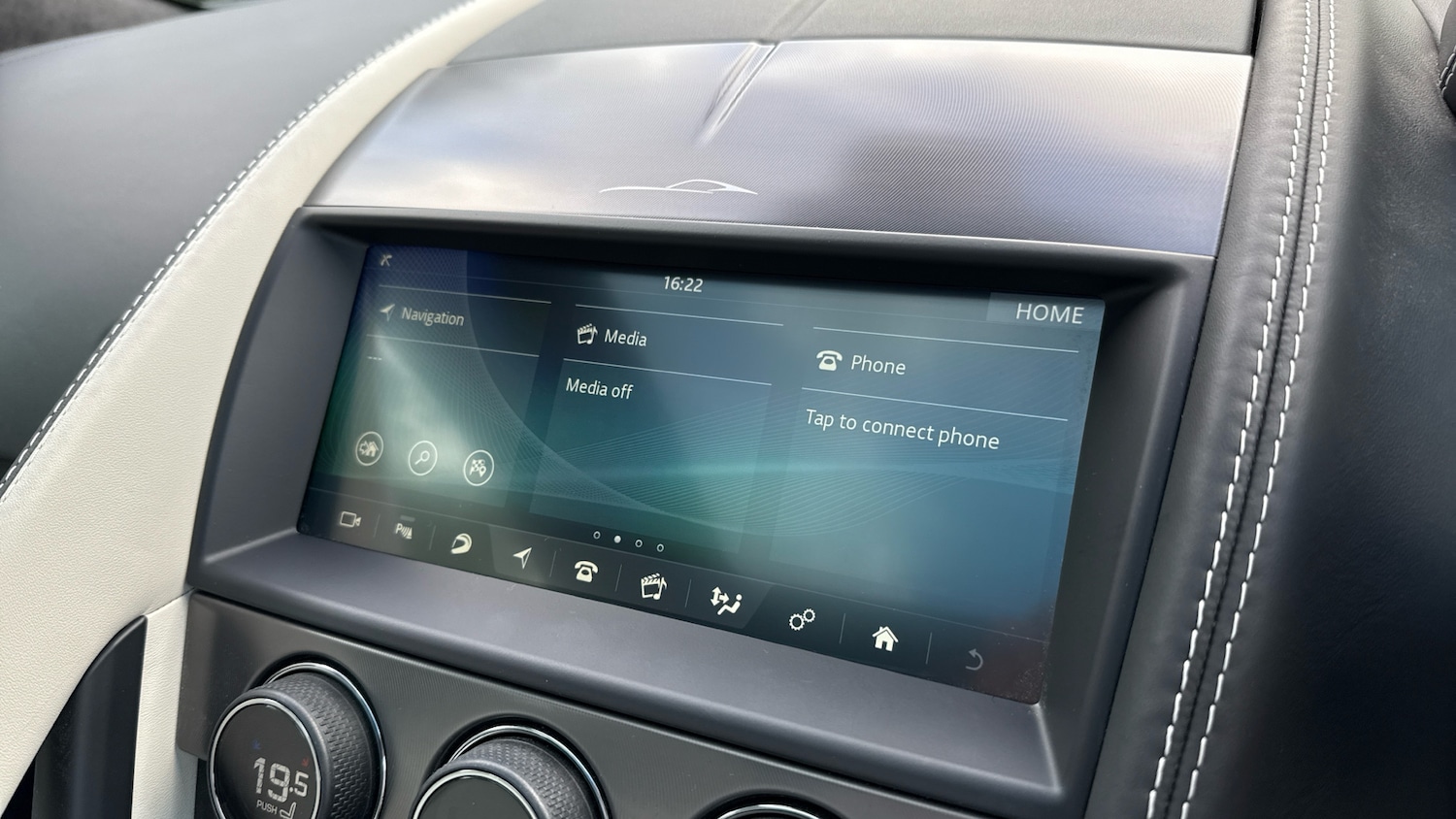 Used Jaguar F-Type 2024 for sale - 76547544: Photo 11