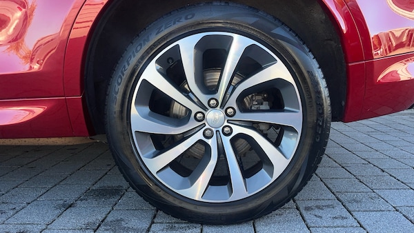 Used Land Rover Discovery Sport 2022 for sale - 76082121: Photo 8