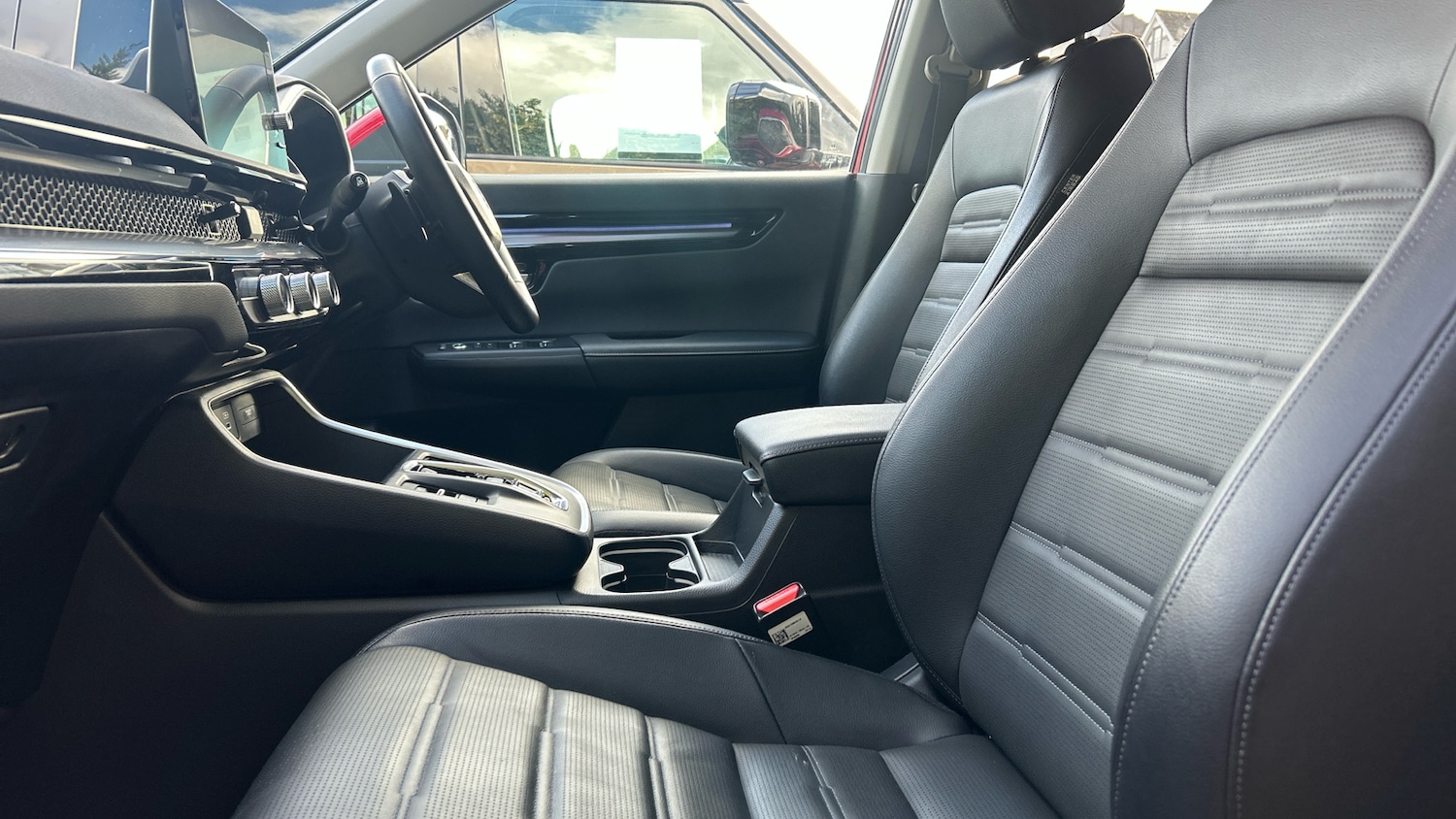 Used Honda CR-V 2024 for sale - 76864133: Photo 3