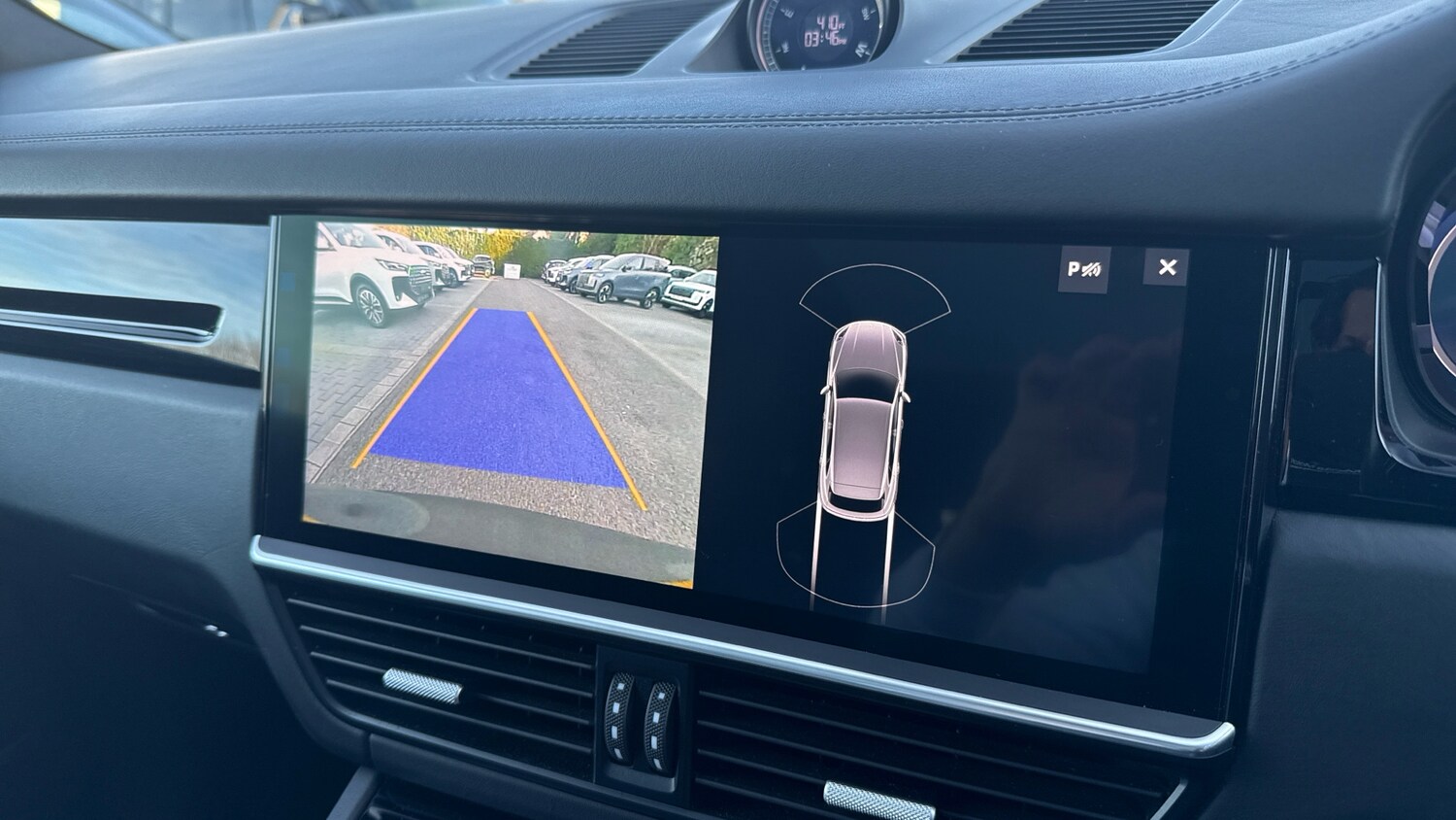 Used Porsche Cayenne 2019 for sale - 77655974: Photo 12