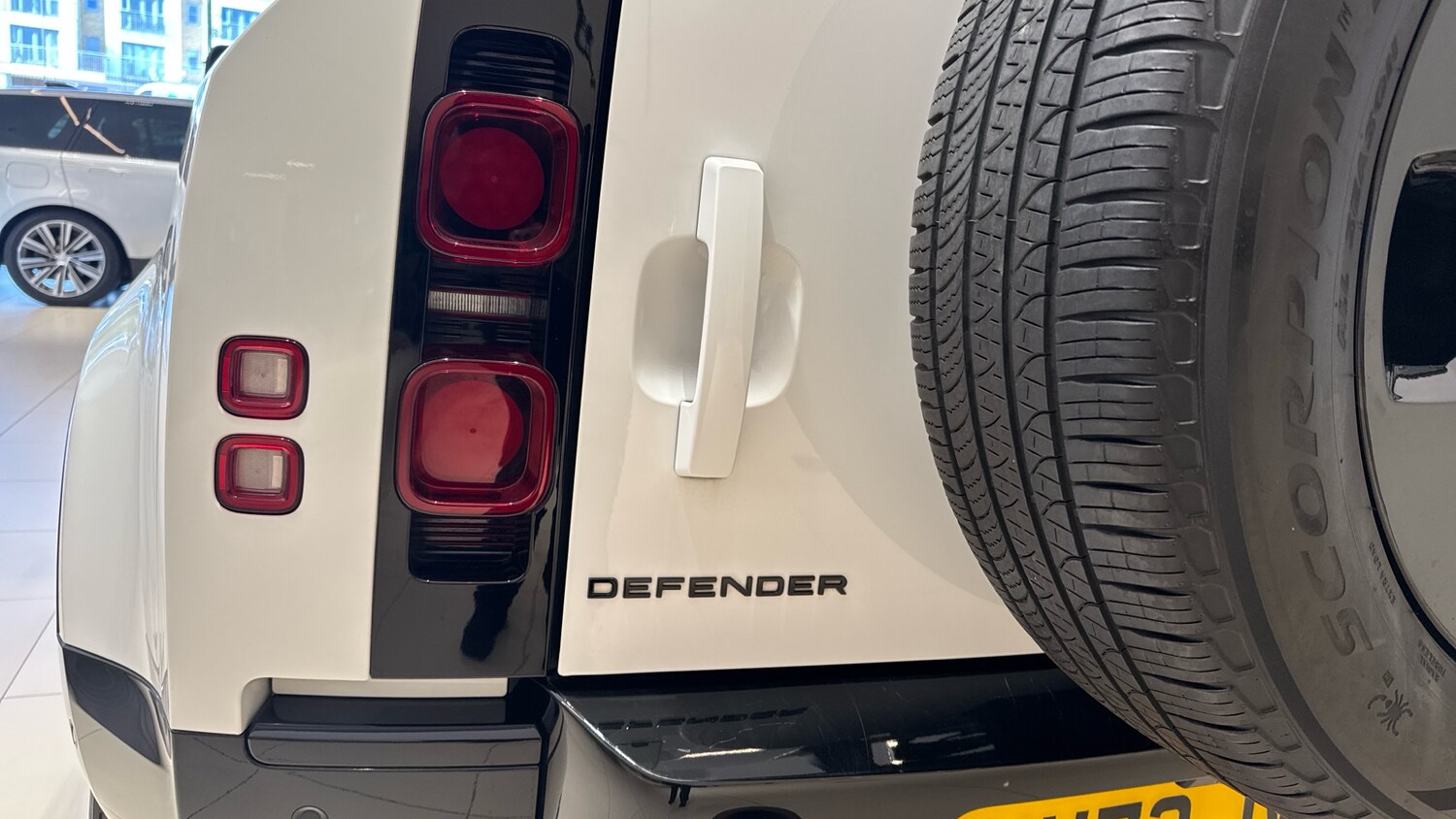 Used Land Rover Defender 2022 for sale - 76482816: Photo 19