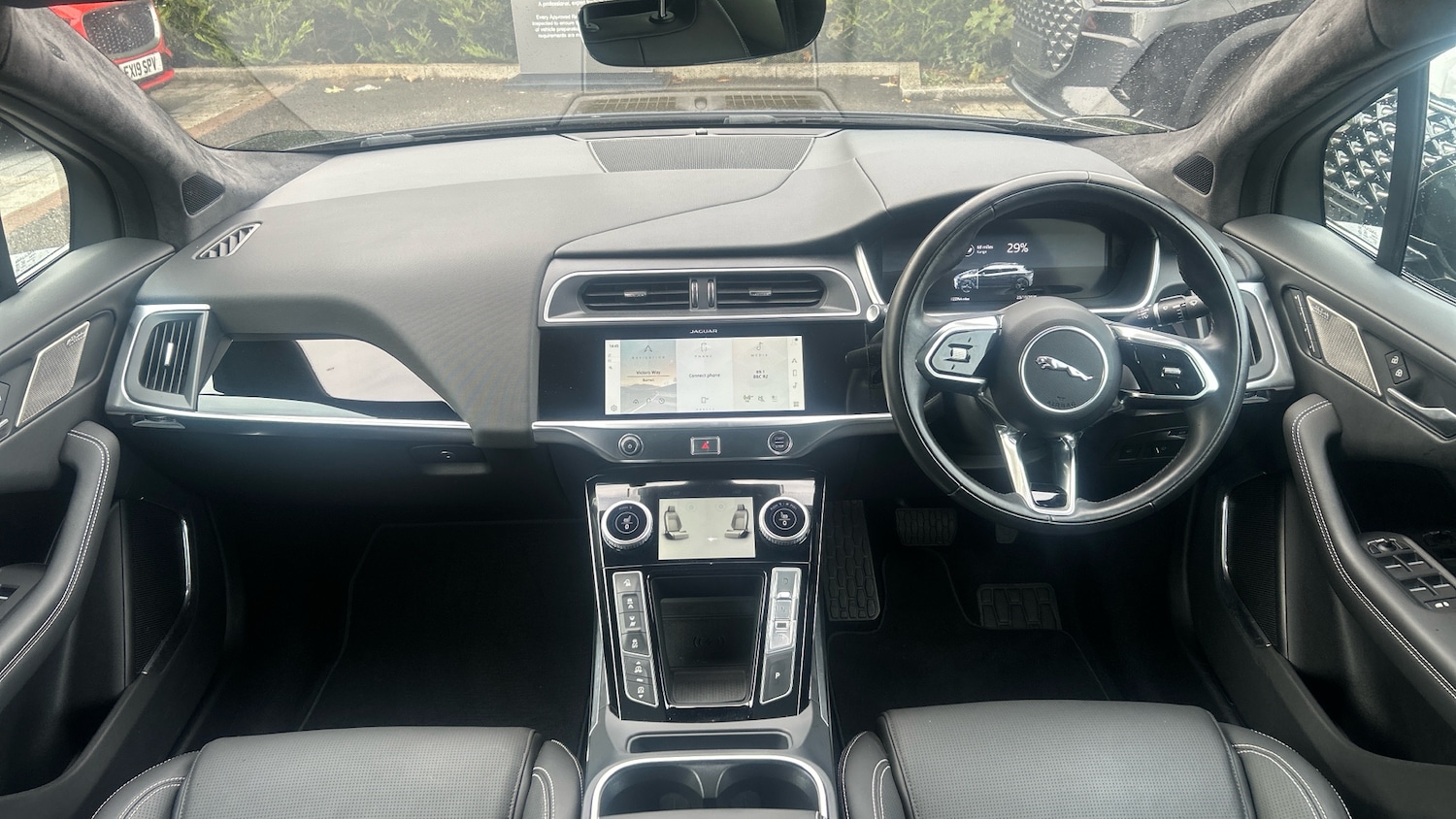 Used Jaguar I-Pace 2023 for sale - 76346901: Photo 9