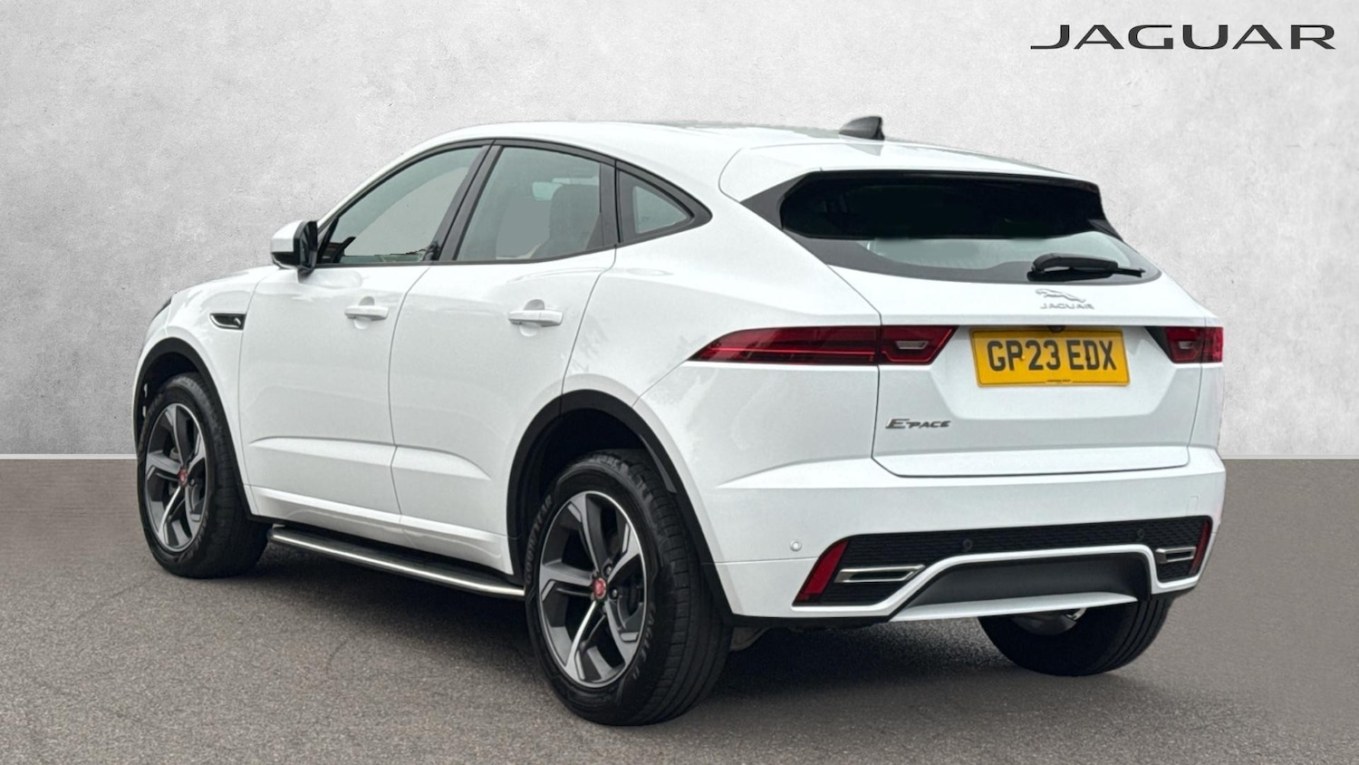 Used Jaguar E-Pace 2023 for sale - 76324960: Photo 2