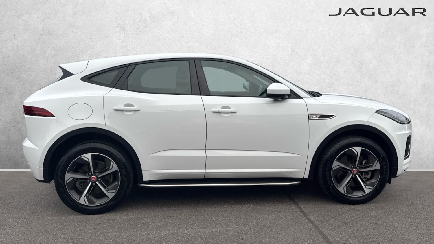 Used Jaguar E-Pace 2023 for sale - 76324960: Photo 5