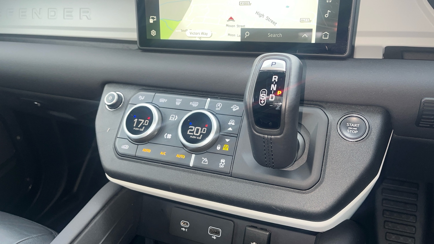 Used Land Rover Defender 2023 for sale - 76324911: Photo 13