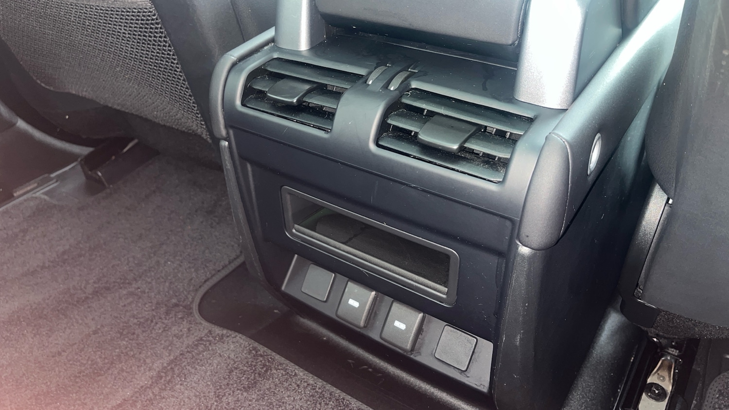 Used Land Rover Defender 2023 for sale - 76324911: Photo 18