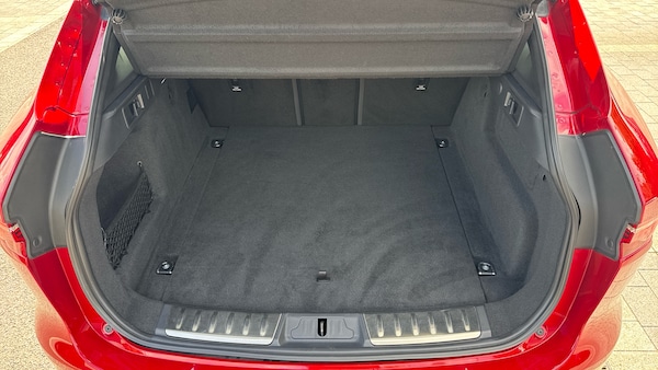 Used Jaguar F-Pace 2023 for sale - 76324965: Photo 10